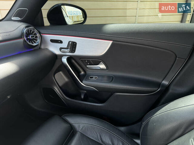 Белый Мерседес ЦЛА-класс, объемом двигателя 2 л и пробегом 83 тыс. км за 41500 $, фото 50 на Automoto.ua