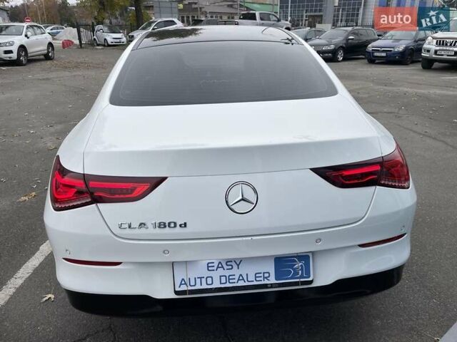 Мерседес ЦЛА-класс 2019 в Киеве на Automoto.ua Белый Мерседес ЦЛА-класс, объемом двигателя 1.46 л и пробегом 145 тыс. км за 31990 $, фото 6 на Automoto.ua