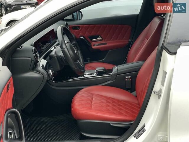 Мерседес ЦЛА-класс 2019 в Киеве на Automoto.ua Белый Мерседес ЦЛА-класс, объемом двигателя 1.46 л и пробегом 145 тыс. км за 31990 $, фото 23 на Automoto.ua