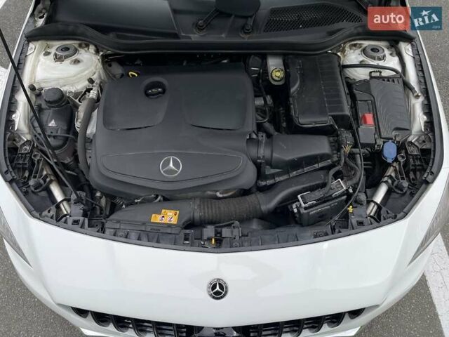 Белый Мерседес ЦЛА-класс, объемом двигателя 1.99 л и пробегом 95 тыс. км за 20800 $, фото 7 на Automoto.ua