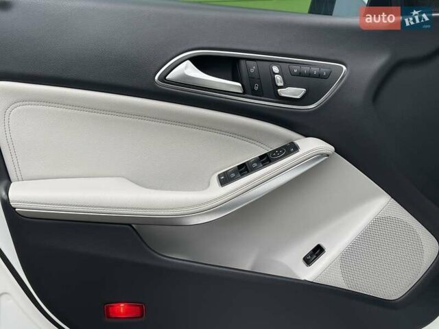 Белый Мерседес ЦЛА-класс, объемом двигателя 1.99 л и пробегом 95 тыс. км за 20800 $, фото 21 на Automoto.ua