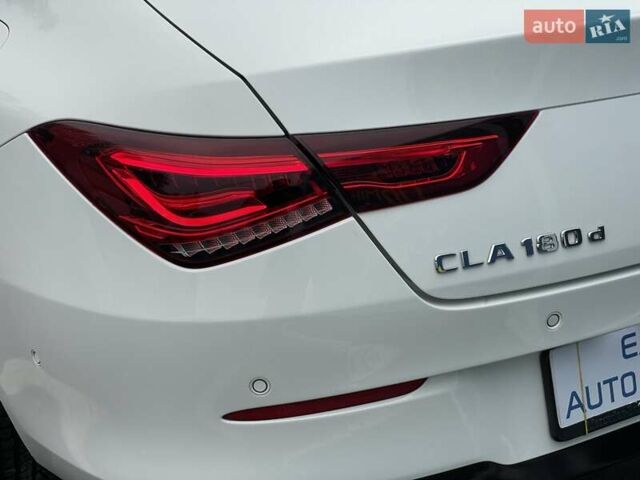 Мерседес ЦЛА-класс 2019 в Киеве на Automoto.ua Белый Мерседес ЦЛА-класс, объемом двигателя 1.46 л и пробегом 145 тыс. км за 31990 $, фото 13 на Automoto.ua