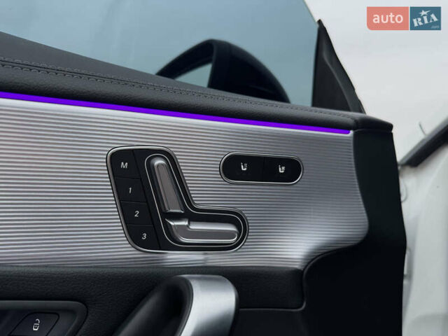 Белый Мерседес ЦЛА-класс, объемом двигателя 1.99 л и пробегом 116 тыс. км за 36000 $, фото 21 на Automoto.ua