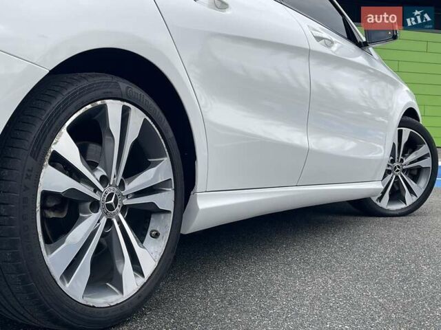 Белый Мерседес ЦЛА-класс, объемом двигателя 1.99 л и пробегом 95 тыс. км за 20800 $, фото 13 на Automoto.ua