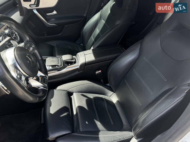 Белый Мерседес ЦЛА-класс, объемом двигателя 2 л и пробегом 83 тыс. км за 41500 $, фото 35 на Automoto.ua