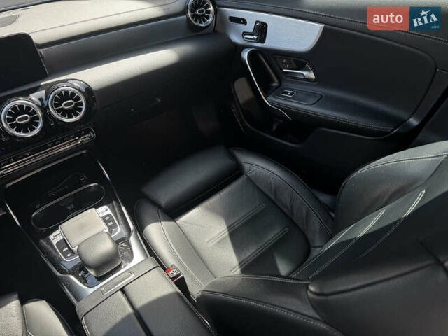 Белый Мерседес ЦЛА-класс, объемом двигателя 2 л и пробегом 83 тыс. км за 41500 $, фото 31 на Automoto.ua