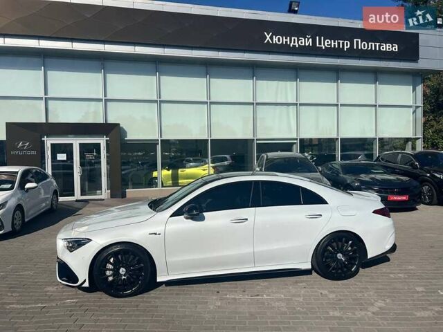 Белый Мерседес ЦЛА-класс, объемом двигателя 1.99 л и пробегом 64 тыс. км за 39500 $, фото 1 на Automoto.ua