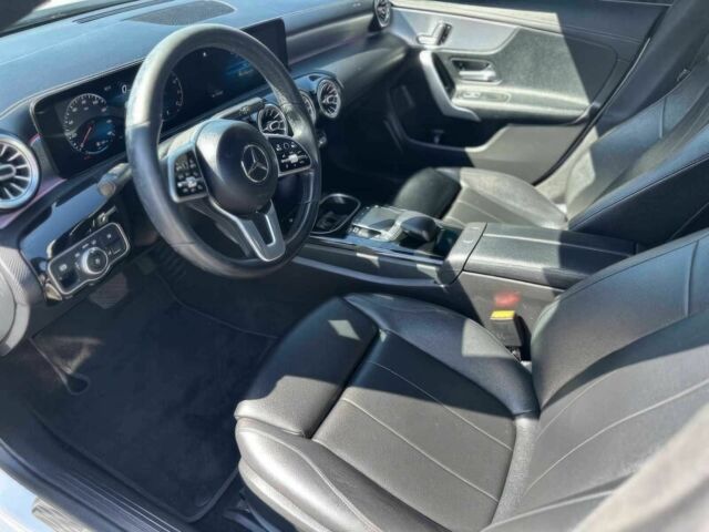 Білий Мерседес ЦЛА-клас, об'ємом двигуна 2 л та пробігом 20 тис. км за 13600 $, фото 8 на Automoto.ua