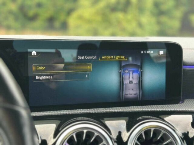 Белый Мерседес ЦЛА-класс, объемом двигателя 2 л и пробегом 26 тыс. км за 15000 $, фото 19 на Automoto.ua