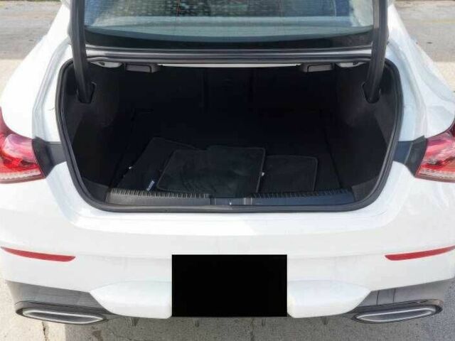 Белый Мерседес ЦЛА-класс, объемом двигателя 2 л и пробегом 45 тыс. км за 10950 $, фото 8 на Automoto.ua