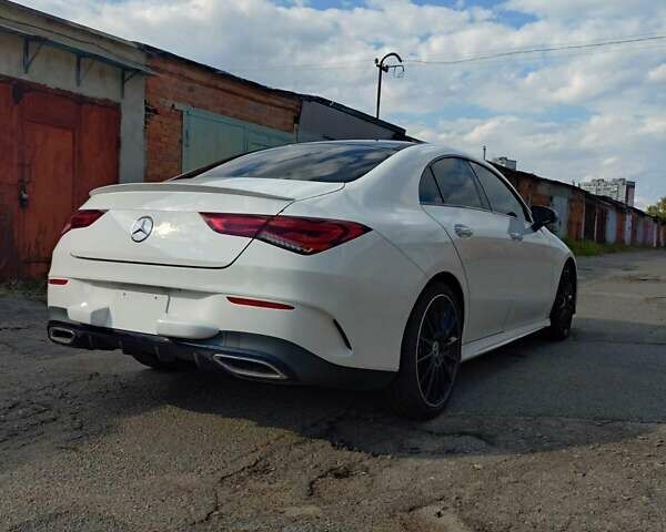 Белый Мерседес ЦЛА-класс, объемом двигателя 1.99 л и пробегом 55 тыс. км за 32000 $, фото 3 на Automoto.ua