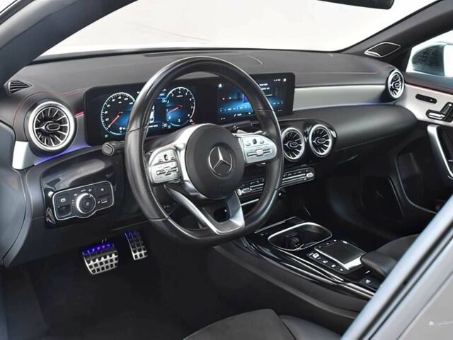 Белый Мерседес ЦЛА-класс, объемом двигателя 2 л и пробегом 28 тыс. км за 11200 $, фото 8 на Automoto.ua