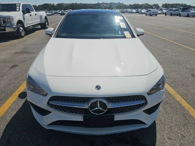 Білий Мерседес ЦЛА-клас, об'ємом двигуна 0 л та пробігом 32 тис. км за 30000 $, фото 2 на Automoto.ua