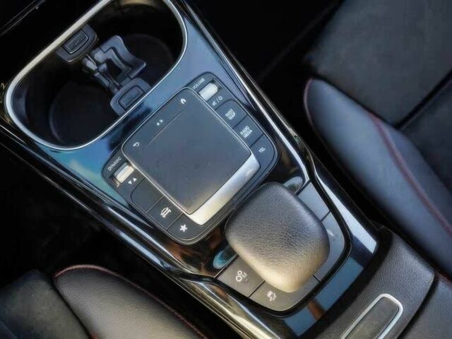 Белый Мерседес ЦЛА-класс, объемом двигателя 2 л и пробегом 11 тыс. км за 12000 $, фото 10 на Automoto.ua