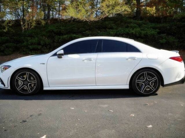 Белый Мерседес ЦЛА-класс, объемом двигателя 2 л и пробегом 11 тыс. км за 12000 $, фото 3 на Automoto.ua