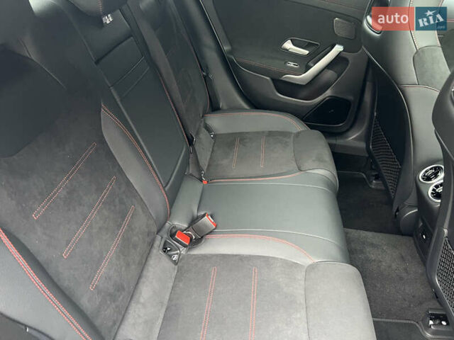 Мерседес ЦЛА-класс 2025 в Киеве на Automoto.ua Белый Мерседес ЦЛА-класс, объемом двигателя 1.95 л и пробегом 1 тыс. км за 65000 $, фото 57 на Automoto.ua