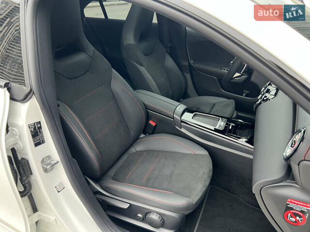 Мерседес ЦЛА-класс 2025 в Киеве на Automoto.ua Белый Мерседес ЦЛА-класс, объемом двигателя 1.95 л и пробегом 1 тыс. км за 65000 $, фото 51 на Automoto.ua