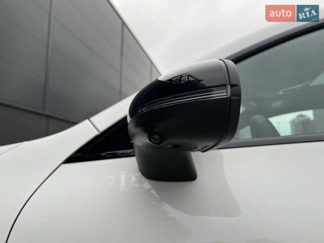 Мерседес ЦЛА-класс 2025 в Киеве на Automoto.ua Белый Мерседес ЦЛА-класс, объемом двигателя 1.95 л и пробегом 1 тыс. км за 65000 $, фото 48 на Automoto.ua