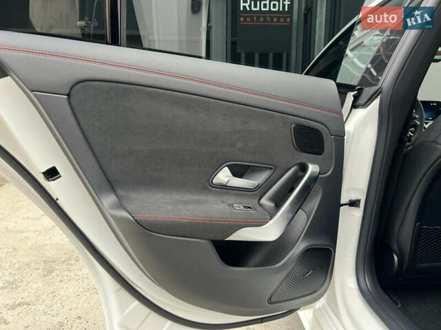 Мерседес ЦЛА-класс 2025 в Киеве на Automoto.ua Белый Мерседес ЦЛА-класс, объемом двигателя 1.95 л и пробегом 1 тыс. км за 65000 $, фото 63 на Automoto.ua