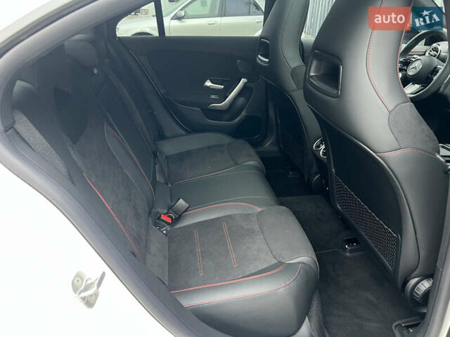 Мерседес ЦЛА-класс 2025 в Киеве на Automoto.ua Белый Мерседес ЦЛА-класс, объемом двигателя 1.95 л и пробегом 1 тыс. км за 65000 $, фото 55 на Automoto.ua