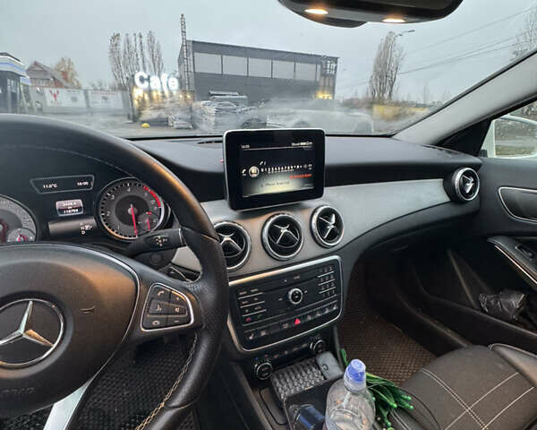 Белый Мерседес ЦЛА-класс, объемом двигателя 2.2 л и пробегом 119 тыс. км за 20500 $, фото 19 на Automoto.ua