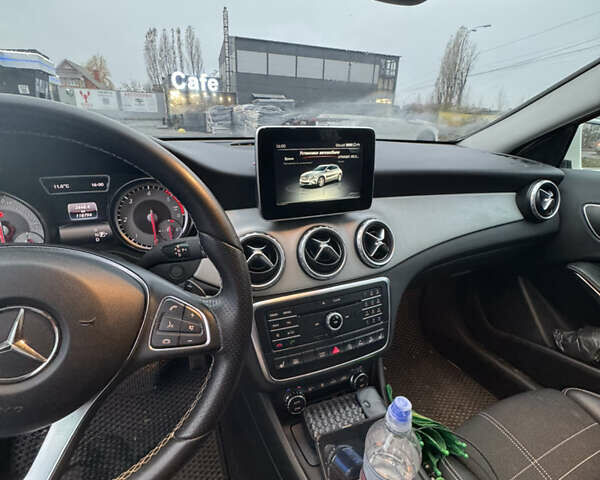 Белый Мерседес ЦЛА-класс, объемом двигателя 2.2 л и пробегом 119 тыс. км за 20500 $, фото 18 на Automoto.ua