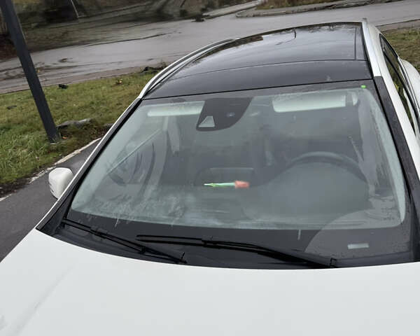 Белый Мерседес ЦЛА-класс, объемом двигателя 2.2 л и пробегом 119 тыс. км за 20500 $, фото 5 на Automoto.ua