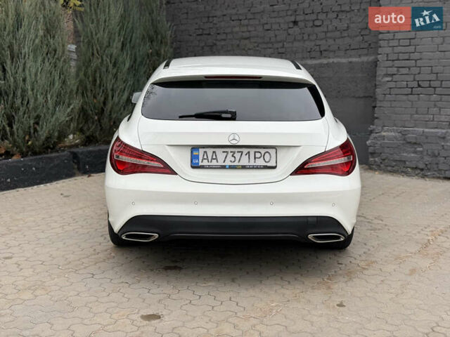Белый Мерседес ЦЛА-класс, объемом двигателя 2.14 л и пробегом 136 тыс. км за 20500 $, фото 10 на Automoto.ua