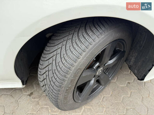 Белый Мерседес ЦЛА-класс, объемом двигателя 2.14 л и пробегом 136 тыс. км за 20500 $, фото 15 на Automoto.ua