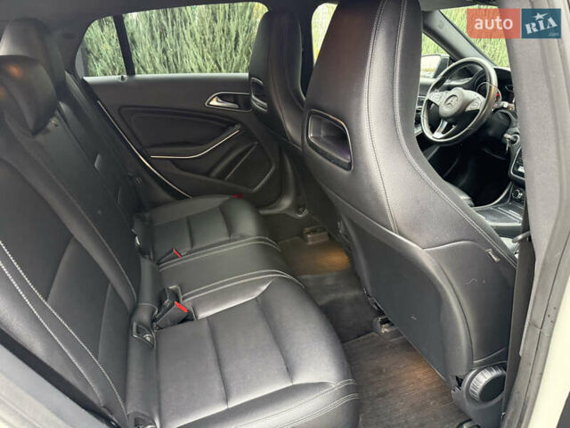 Белый Мерседес ЦЛА-класс, объемом двигателя 2.14 л и пробегом 136 тыс. км за 20500 $, фото 34 на Automoto.ua