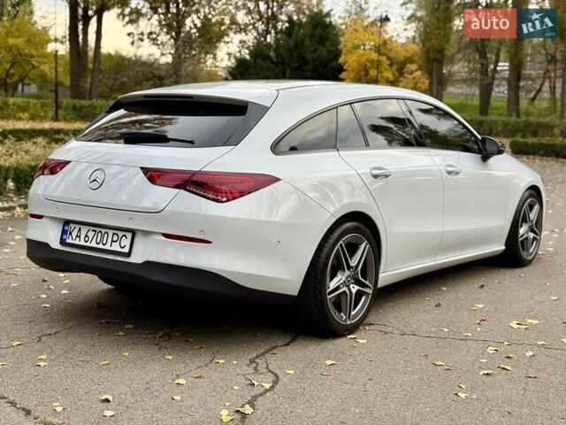 Белый Мерседес ЦЛА-класс, объемом двигателя 2 л и пробегом 160 тыс. км за 25950 $, фото 4 на Automoto.ua