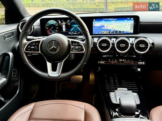 Белый Мерседес ЦЛА-класс, объемом двигателя 2 л и пробегом 160 тыс. км за 25950 $, фото 78 на Automoto.ua