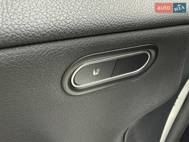 Белый Мерседес ЦЛА-класс, объемом двигателя 2 л и пробегом 160 тыс. км за 25950 $, фото 60 на Automoto.ua