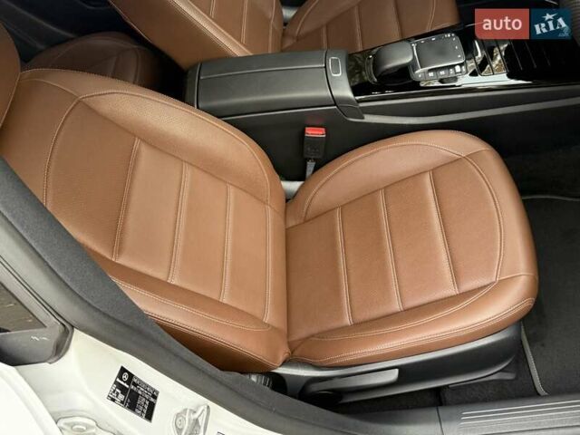 Белый Мерседес ЦЛА-класс, объемом двигателя 2 л и пробегом 160 тыс. км за 25950 $, фото 83 на Automoto.ua