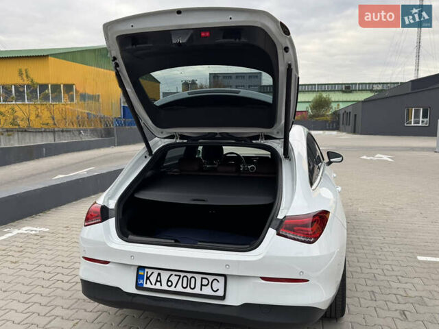 Мерседес ЦЛА-класс 2021 в Киеве на Automoto.ua Белый Мерседес ЦЛА-класс, объемом двигателя 1.95 л и пробегом 170 тыс. км за 26000 $, фото 12 на Automoto.ua