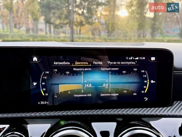 Белый Мерседес ЦЛА-класс, объемом двигателя 2 л и пробегом 160 тыс. км за 25950 $, фото 102 на Automoto.ua