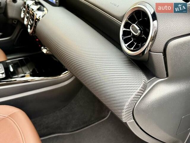 Белый Мерседес ЦЛА-класс, объемом двигателя 2 л и пробегом 160 тыс. км за 25950 $, фото 85 на Automoto.ua