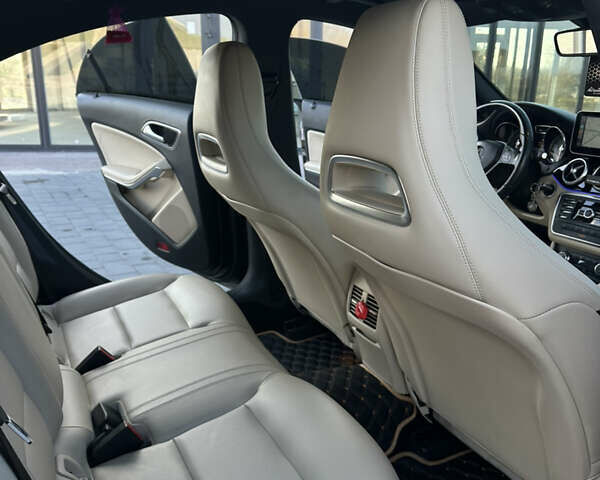 Черный Мерседес ЦЛА-класс, объемом двигателя 1.99 л и пробегом 220 тыс. км за 14200 $, фото 30 на Automoto.ua