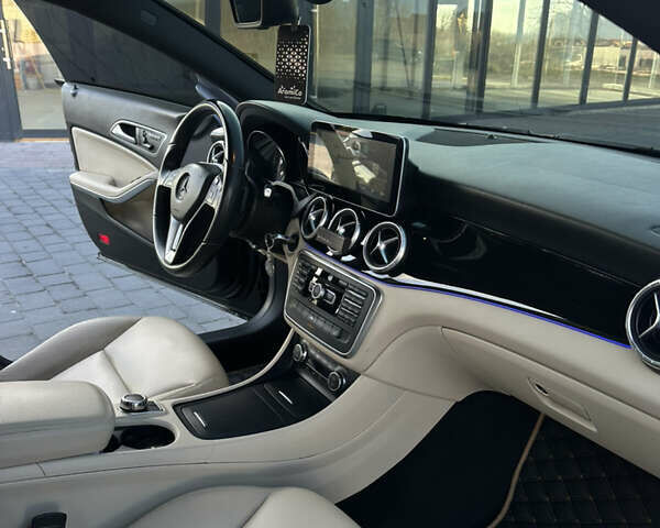 Черный Мерседес ЦЛА-класс, объемом двигателя 1.99 л и пробегом 220 тыс. км за 14200 $, фото 27 на Automoto.ua