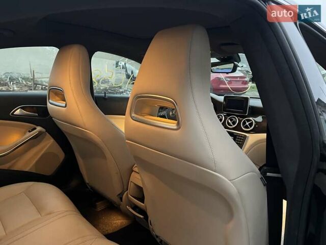 Чорний Мерседес ЦЛА-клас, об'ємом двигуна 2 л та пробігом 82 тис. км за 10900 $, фото 31 на Automoto.ua