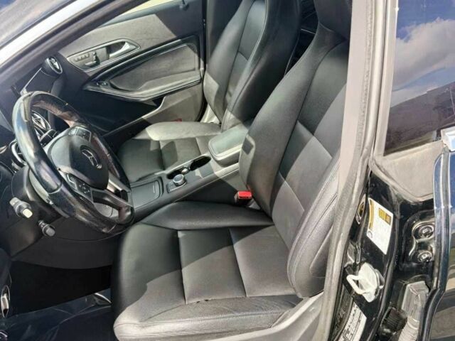 Чорний Мерседес ЦЛА-клас, об'ємом двигуна 2 л та пробігом 88 тис. км за 2800 $, фото 8 на Automoto.ua