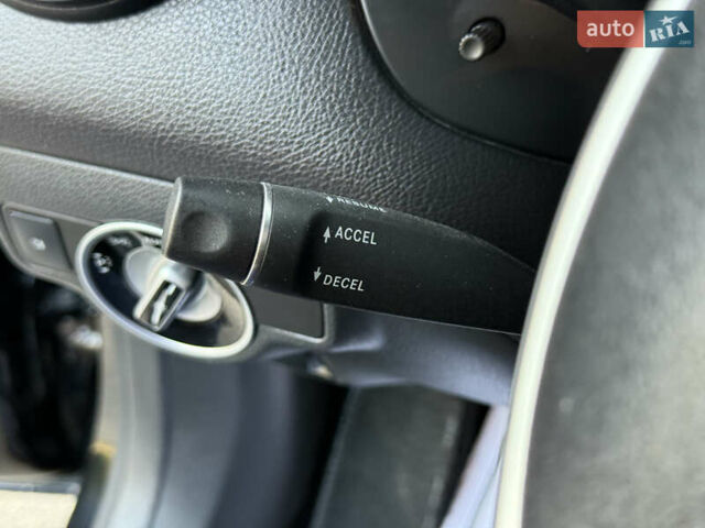 Черный Мерседес ЦЛА-класс, объемом двигателя 1.99 л и пробегом 195 тыс. км за 12499 $, фото 46 на Automoto.ua