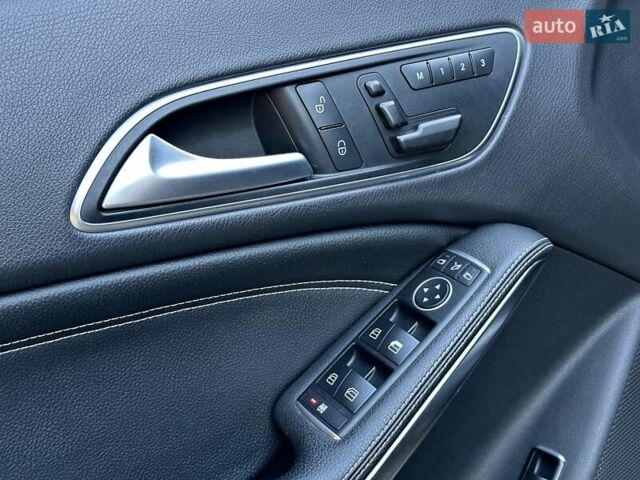 Черный Мерседес ЦЛА-класс, объемом двигателя 1.99 л и пробегом 172 тыс. км за 13800 $, фото 37 на Automoto.ua