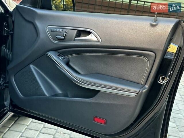 Черный Мерседес ЦЛА-класс, объемом двигателя 1.99 л и пробегом 172 тыс. км за 13800 $, фото 54 на Automoto.ua