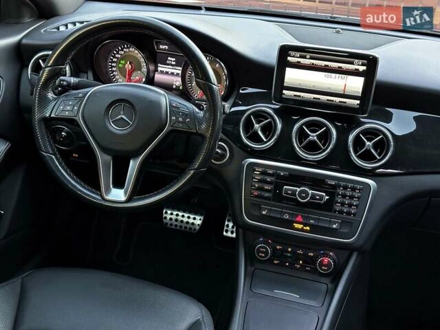 Черный Мерседес ЦЛА-класс, объемом двигателя 1.99 л и пробегом 172 тыс. км за 13800 $, фото 4 на Automoto.ua