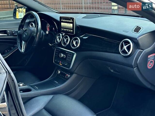 Черный Мерседес ЦЛА-класс, объемом двигателя 1.99 л и пробегом 172 тыс. км за 13800 $, фото 44 на Automoto.ua