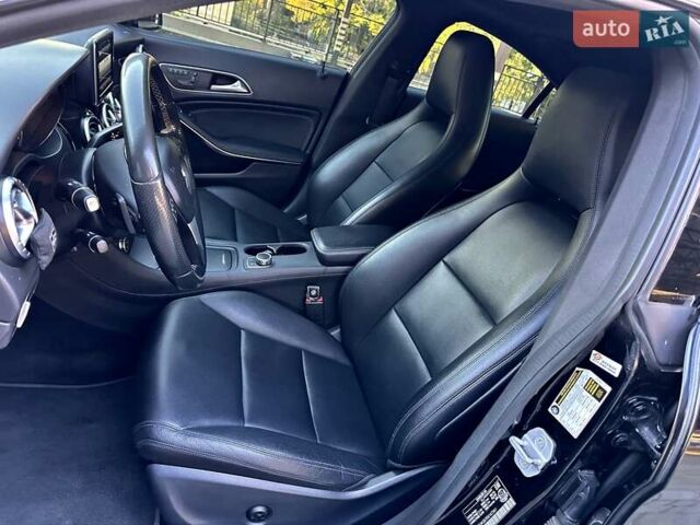 Черный Мерседес ЦЛА-класс, объемом двигателя 1.99 л и пробегом 172 тыс. км за 13800 $, фото 40 на Automoto.ua