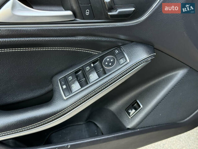 Черный Мерседес ЦЛА-класс, объемом двигателя 1.99 л и пробегом 195 тыс. км за 12499 $, фото 34 на Automoto.ua