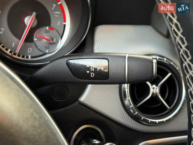 Черный Мерседес ЦЛА-класс, объемом двигателя 1.99 л и пробегом 195 тыс. км за 12499 $, фото 47 на Automoto.ua