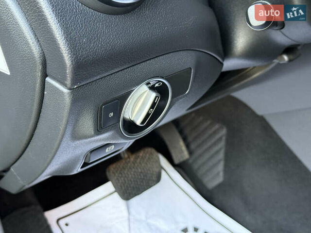 Черный Мерседес ЦЛА-класс, объемом двигателя 1.99 л и пробегом 195 тыс. км за 12499 $, фото 39 на Automoto.ua